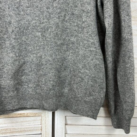 Club Room Macy's V-Neck Gray Cashmere Sweater - Picture 10 of 11